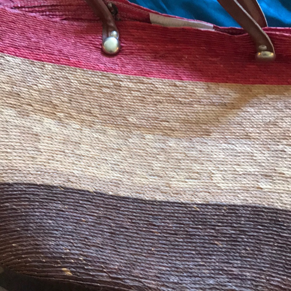 Beach tote - Picture 2 of 3